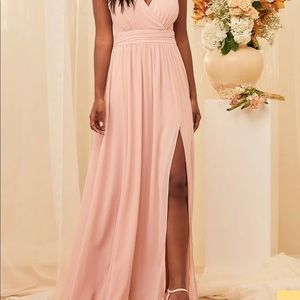 Lulu’s blush Bridesmaid dress, size Medium, worn once, dry-cleaned & ready to go